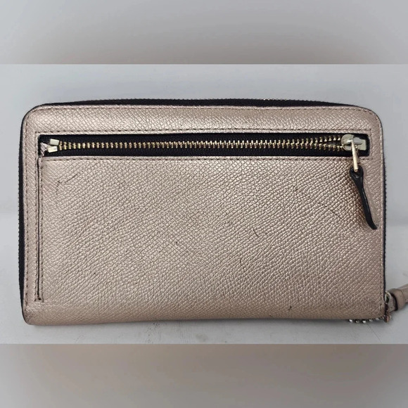 Coach Women's Pink Metallic Universal Wallet With Phone Pocket In Pebble Leather - Picture 4 of 16